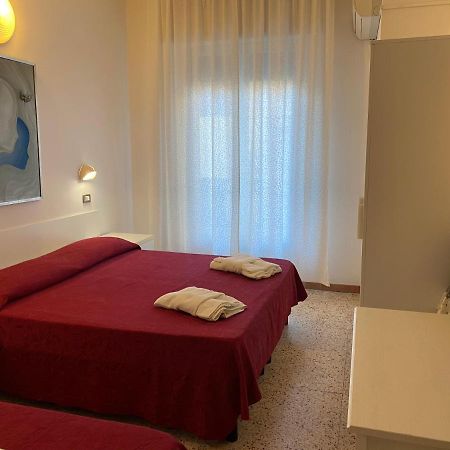 Hotel Riva ริมินี ภายนอก รูปภาพ