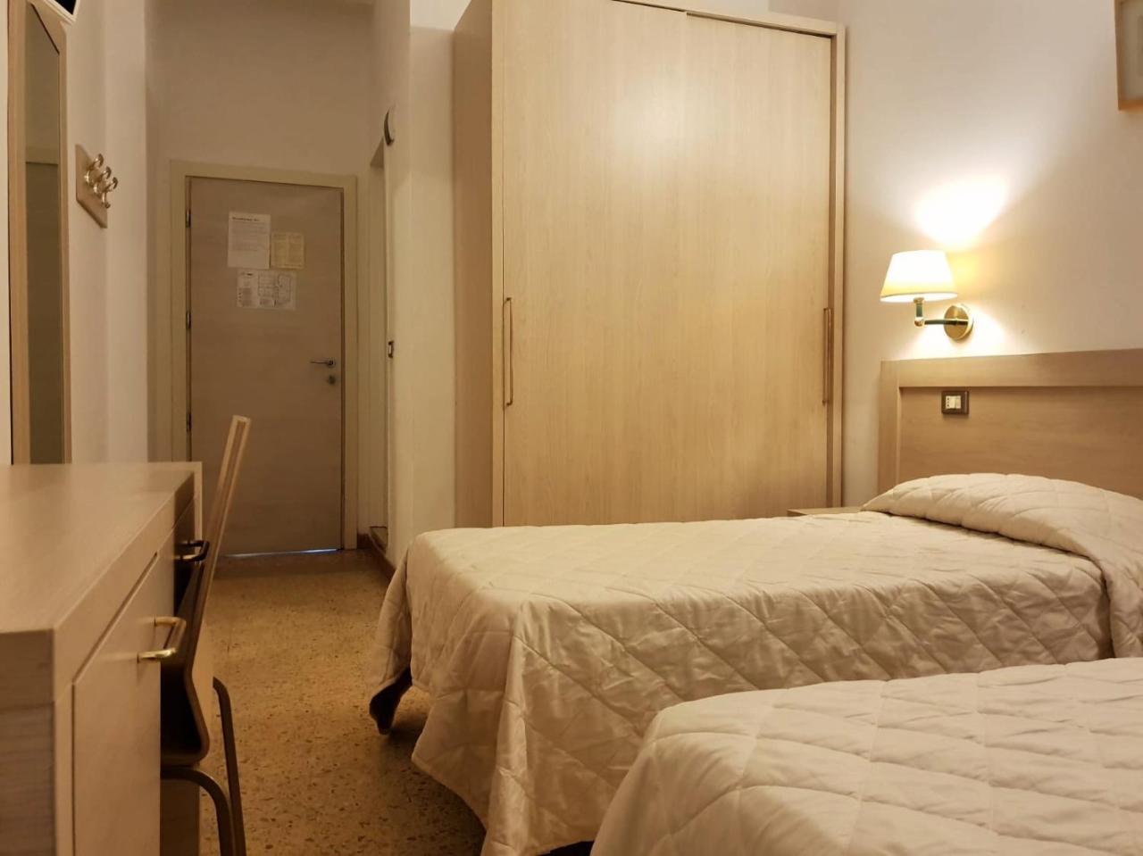Hotel Riva ริมินี ภายนอก รูปภาพ